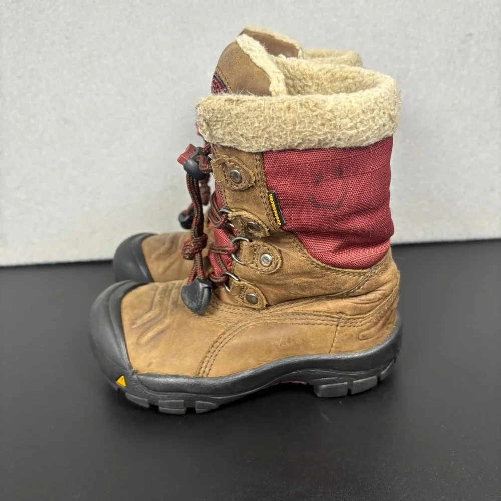 Keen Basin Leather Insulated Waterproof Snow Boots Toddler Kids Youth Size 10